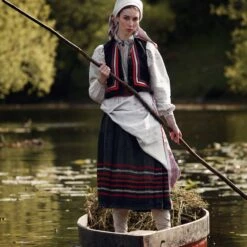 Issue 108 Farm -selvedge Outlet 10 925f01db 2cda 4bb5 9441 309ad79a4046