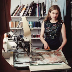 Issue 73 Decorative -selvedge Outlet 73 7