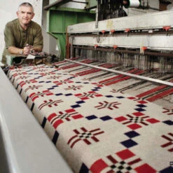 Issue 36 Roving -selvedge Outlet Roving 2