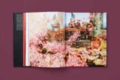 The Rose In Fashion: Ravishing, Amy De La Haye 19 The Rose In Fashion: Ravishing, Amy De La Haye -selvedge Outlet charliesmithdesign yale the rose book 7