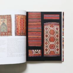 Kilim: The Complete Guide, Alastair Hull, Jose Luczyc-Wyhowska -selvedge Outlet nsts 08267 3