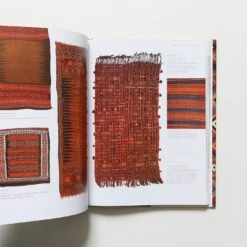 Kilim: The Complete Guide, Alastair Hull, Jose Luczyc-Wyhowska -selvedge Outlet nsts 08267 5