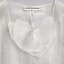 Issue 87 Folk Art -selvedge Outlet page 000048 8c23bd0f 21f1 4c74 9d87 0d5019aca000